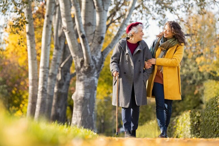 5 Tips for Helping Seniors Feel Less Alone